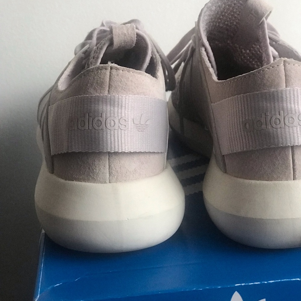 Adidas (Mauve pink)